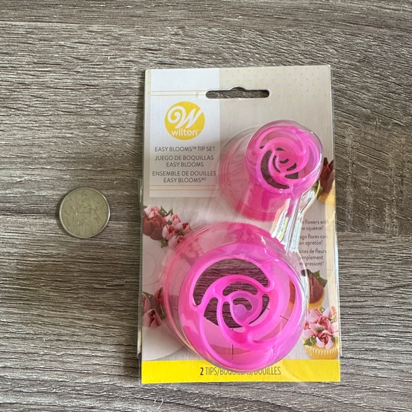 Wilton Kitchen X2 Wilton Russian Plastic Piping Tips Extra Large